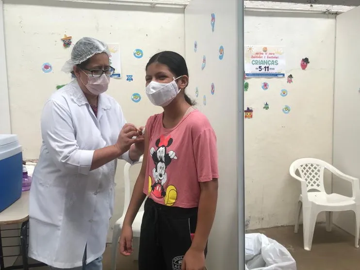 Apucarana abre vacinação de crianças de 8 e 9 anos