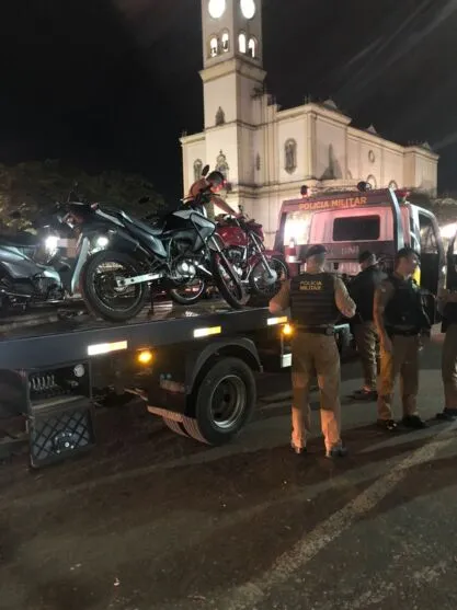 Quatro motocicletas apreendias pela PM de Apucarana