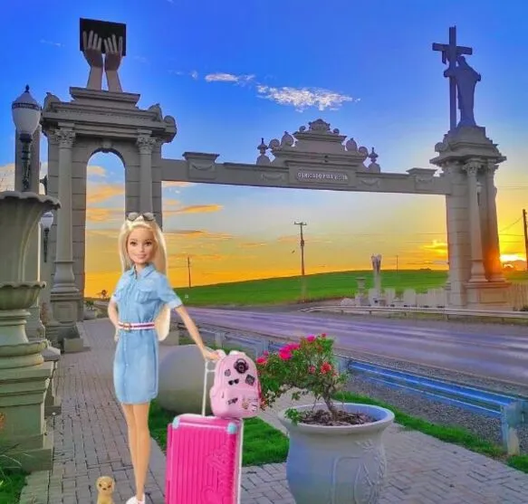 Barbie "visita" Lunardelli