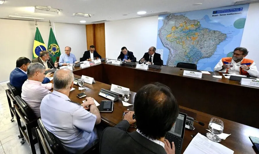 Reunião do Palácio do Planalto foi realizada neste sábado