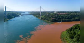  Encontro de águas dos Rios Iguaçu e Paraná chama a atenção após cheia 