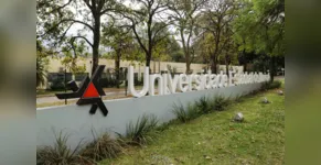  Universidade Estadual de Maringá (UEM) 