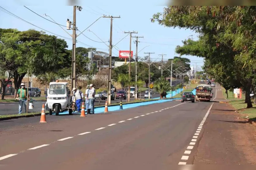 Prefeitura de Ivaiporã instala ciclofaixa e novos semáforos