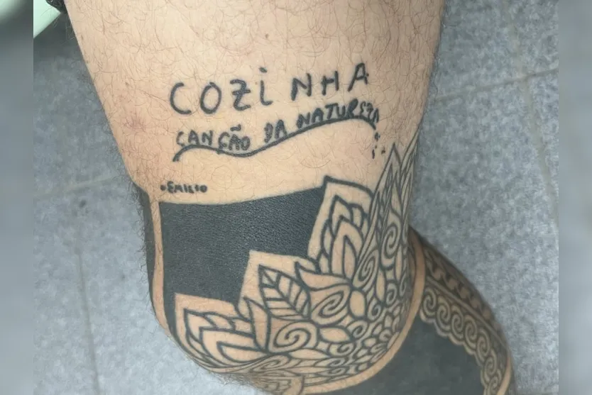  Tatuagem que Gustavo Teixeira fez para homenagear o pai 