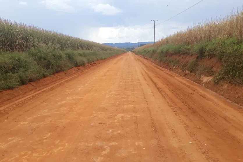 PR contrata conservação para 124 km de estradas rurais do Estado